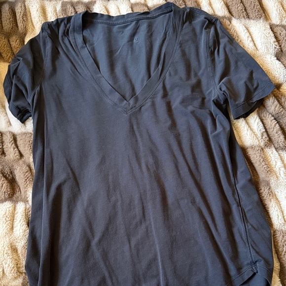 lululemon athletica Tops - lululemon athletica Charcoal V-Neck Tee